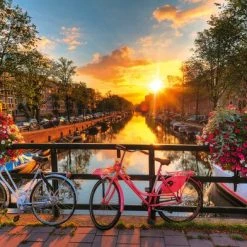 Ravensburger Puzzel Fietsen In Amsterdam - Legpuzzel - 1000 Stukjes -Exporteren puzzels winkel 550x392 131