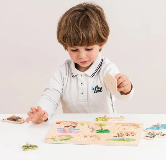 New Classic Toys Houten Legpuzzel Safari Dieren - 8 Puzzelstukjes - FSC 100%-gecertificeerd Hout 9 New Classic Toys Houten Legpuzzel Safari Dieren - 8 Puzzelstukjes - FSC 100%-gecertificeerd Hout - Afbeelding 7