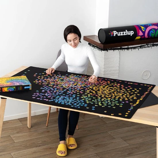 Puzzlup 3000 - XXL Puzzelmat Neopreen - Zelfsluitend En Antislip - Portapuzzle Met Luxe Opbergtube - Tot En Met 3000 Stukjes - 95 X 150 Cm 12 Puzzlup 3000 - XXL Puzzelmat Neopreen - Zelfsluitend En Antislip - Portapuzzle Met Luxe Opbergtube - Tot En Met 3000 Stukjes - 95 X 150 Cm - Afbeelding 10