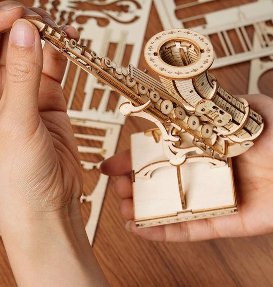 Robotime 3D Houten Puzzel Muziekinstrument Saxophone, TG309, 8,5x7x23cm - 6946785116793 12 Robotime 3D Houten Puzzel Muziekinstrument Saxophone, TG309, 8,5x7x23cm - 6946785116793 - Afbeelding 10