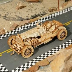 Robotime Modelbouwpakket V8 Gp Car 19 X 8 Cm Hout 220-delig -Exporteren puzzels winkel 550x578 5